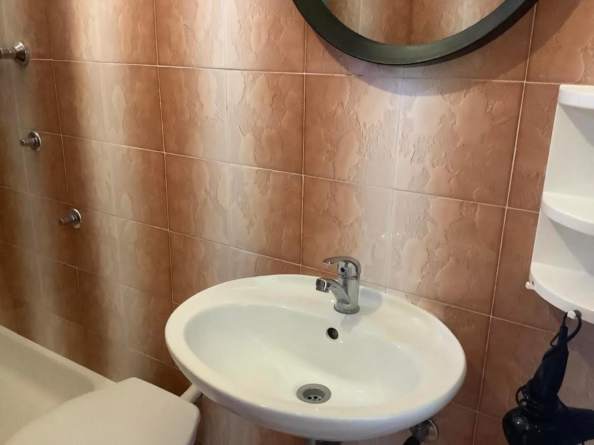 Rooms 22 - Beachfront Primošten Dış mekan fotoğraf