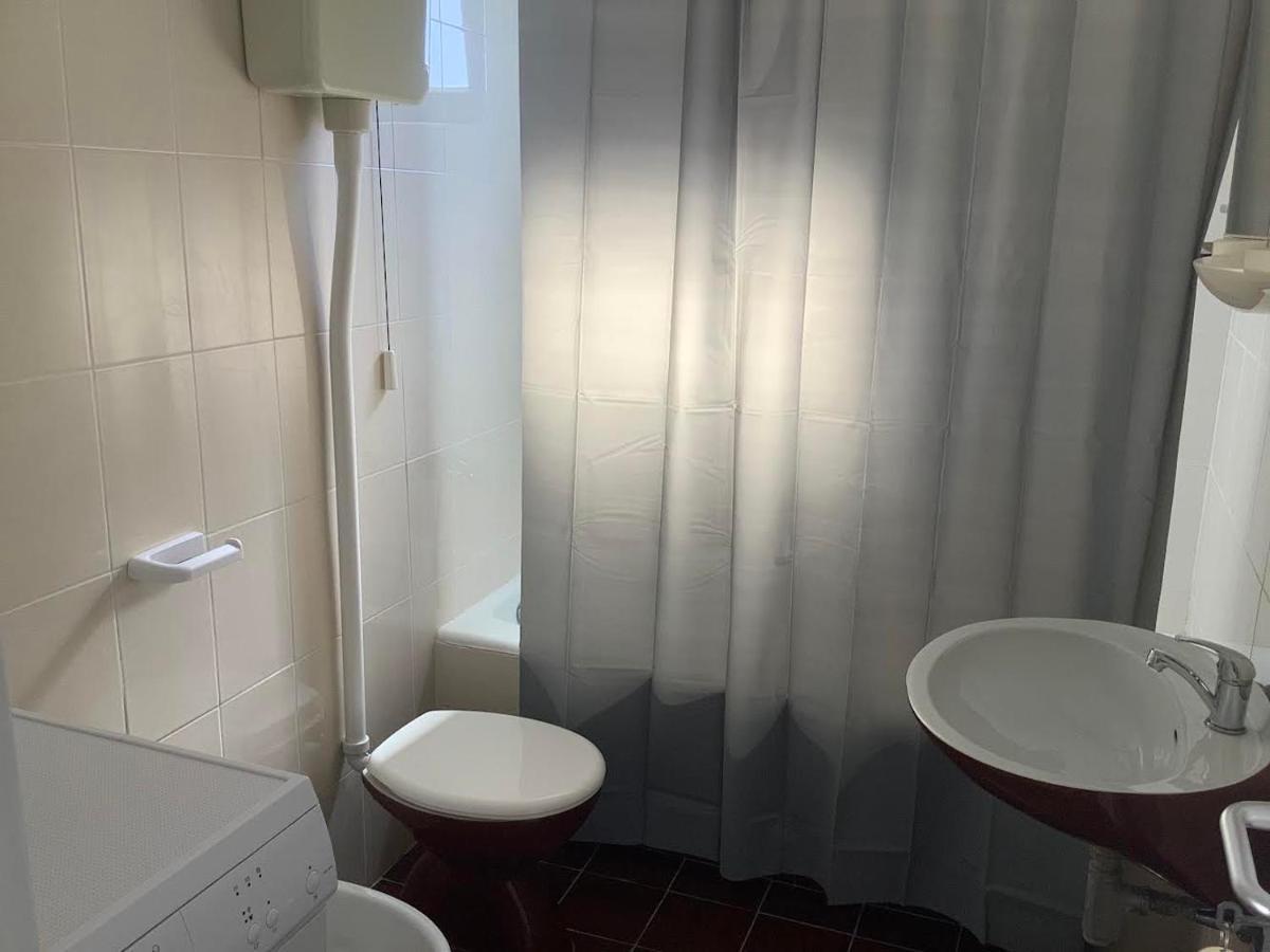 Rooms 22 - Beachfront Primošten Dış mekan fotoğraf